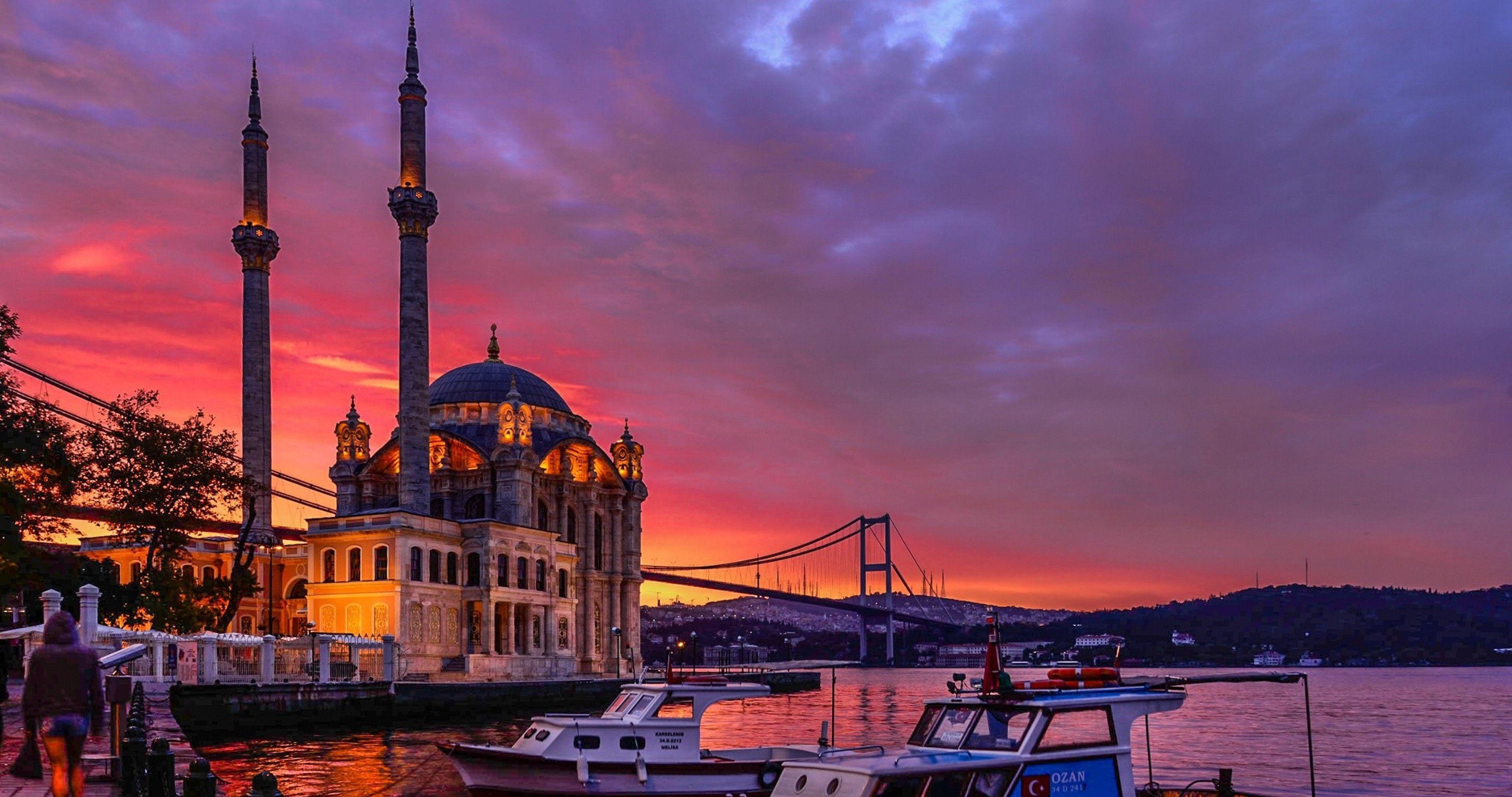 Istanbul Dedicated Server