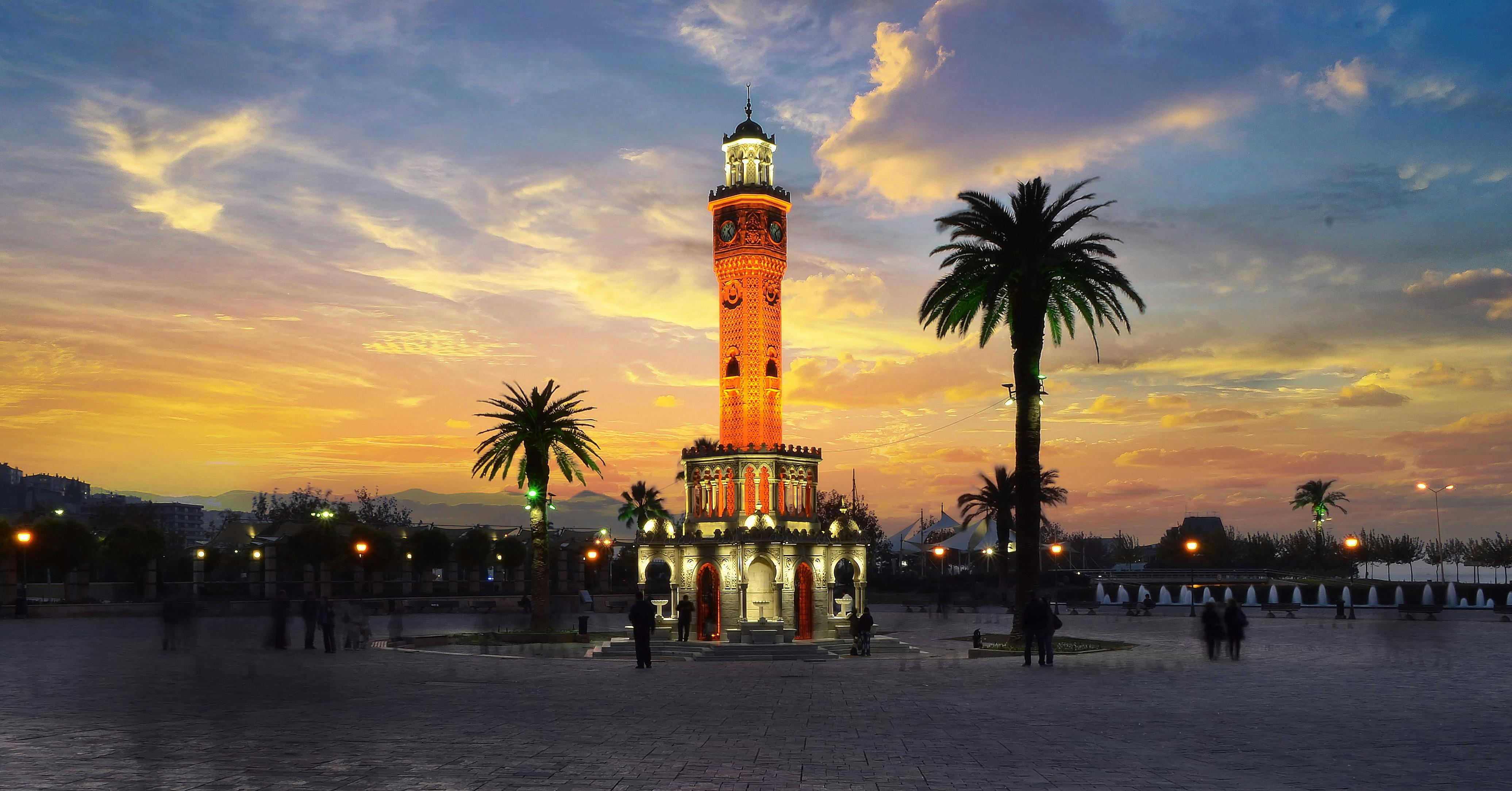 Izmir Dedicated Server